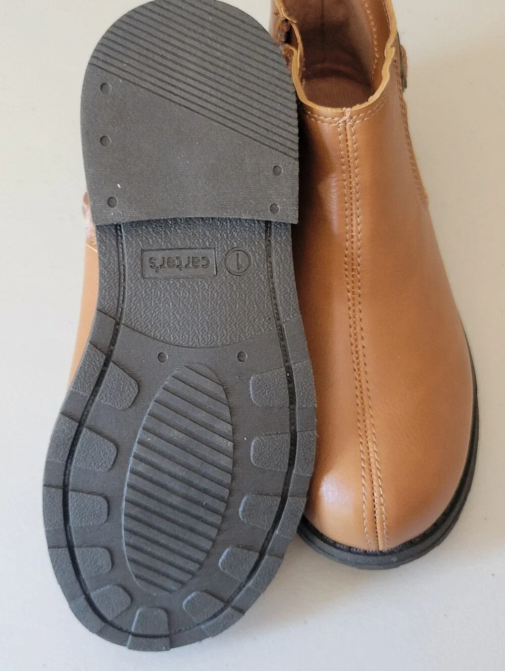 Carters Like New Heart Buckle Boot. Youth Girls Size 1